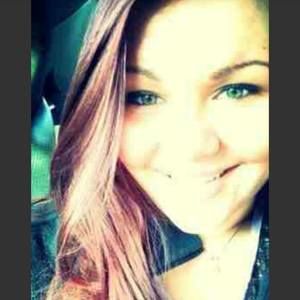 Meet your Posher, Holly